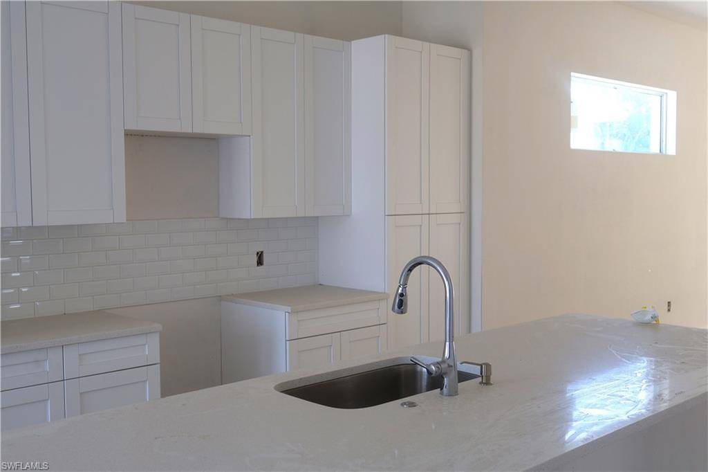 Naples, FL 34112,2553 Linda DR