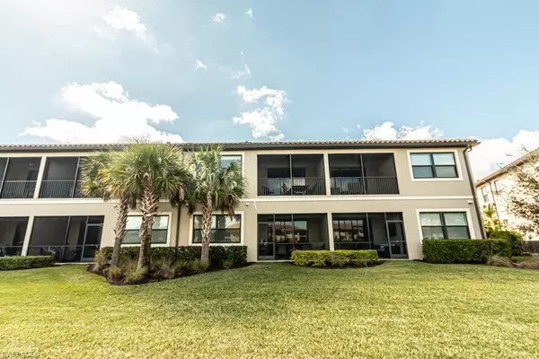 Naples, FL 34119,9378 Pocida CT #202