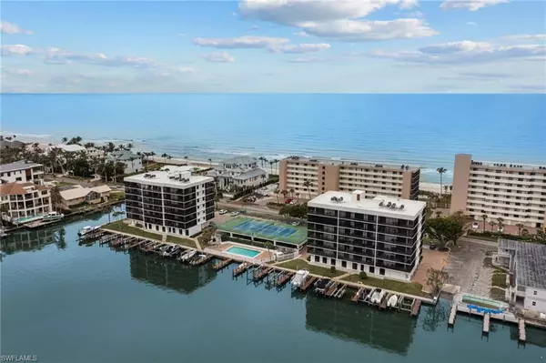 10482 Gulf Shore DR #243, Naples, FL 34108