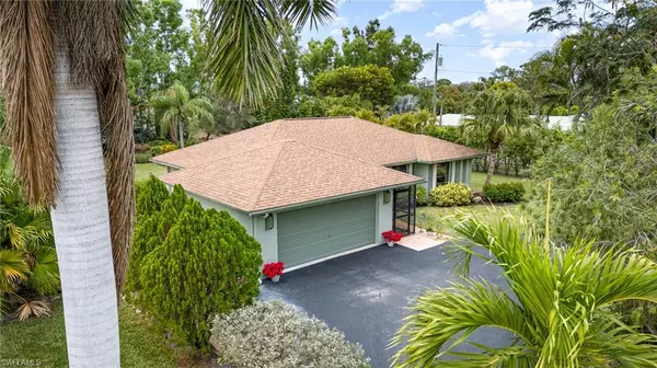 28230 Meadowlark LN, Bonita Springs, FL 34134