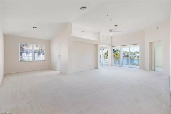 Naples, FL 34109,1650 WINDING OAKS WAY #3