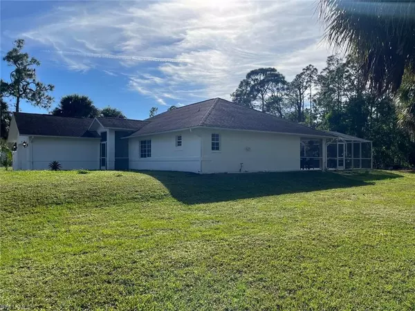 2111 23rd ST SW, Naples, FL 34117