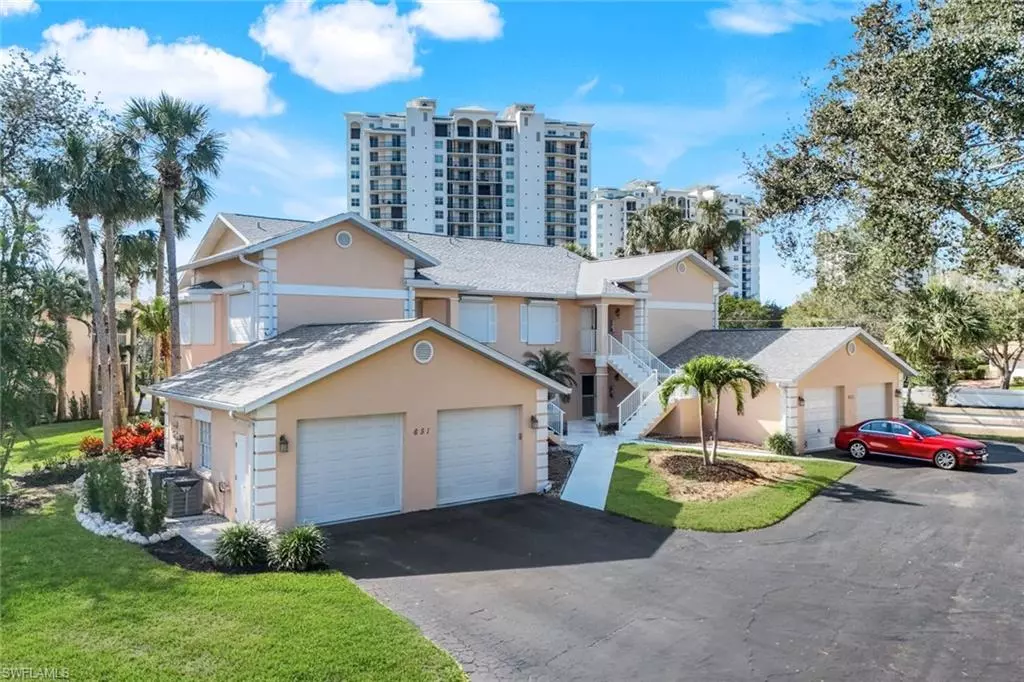 Naples, FL 34110,651 Wiggins Lake DR #101