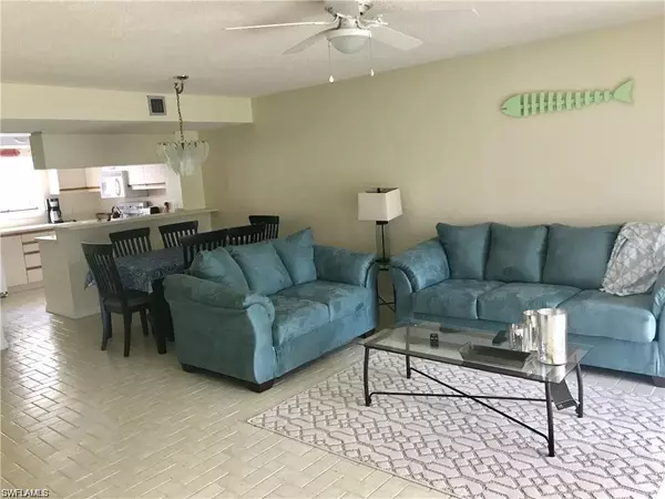 1537 Oyster Catcher PT #1537, Naples, FL 34105