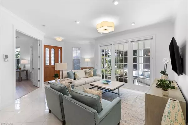 Naples, FL 34103,193 Colonade CIR #1506