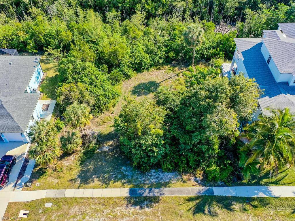 Marco Island, FL 34145,1761 Granada DR