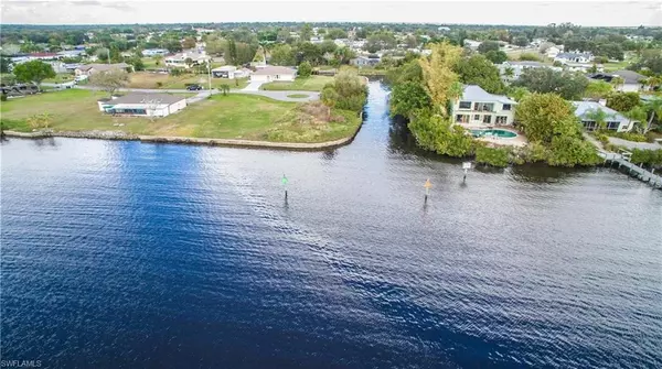 3300 Peace River DR, Punta Gorda, FL 33983