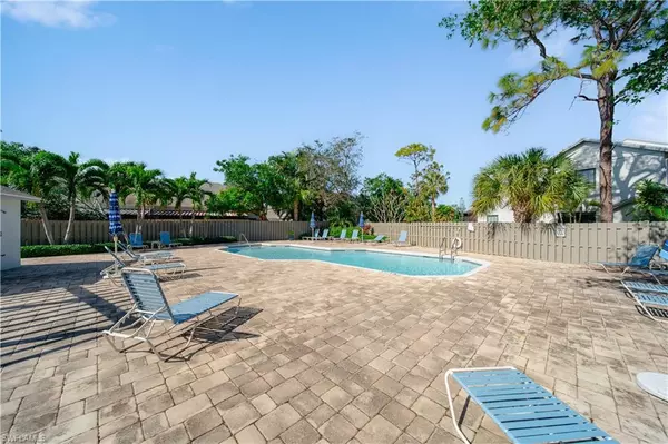 Naples, FL 34108,878 Meadowland DR #G