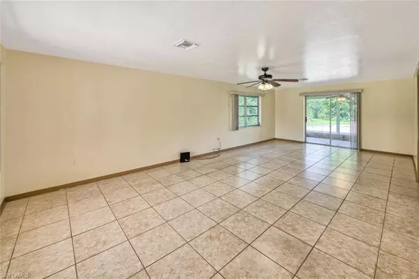 Naples, FL 34108,29 Caribbean RD