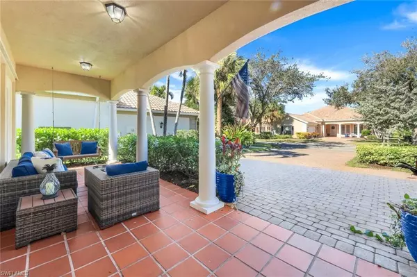 Naples, FL 34119,3984 Upolo LN