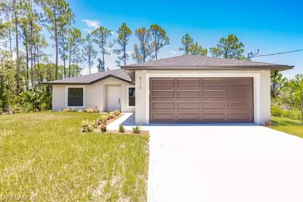 513 Trinity ST E, Lehigh Acres, FL 33974