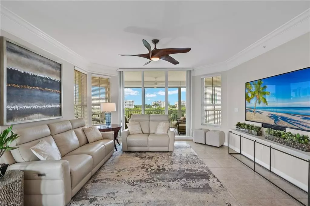 Naples, FL 34110,315 Dunes BLVD #301