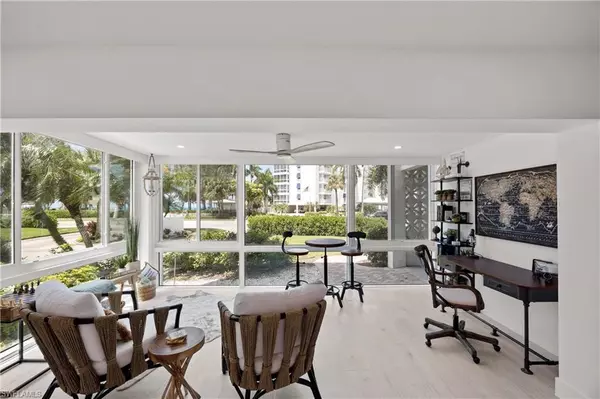 Naples, FL 34102,2100 Gulf Shore BLVD N #101