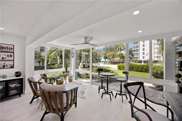 Naples, FL 34102,2100 Gulf Shore BLVD N #101