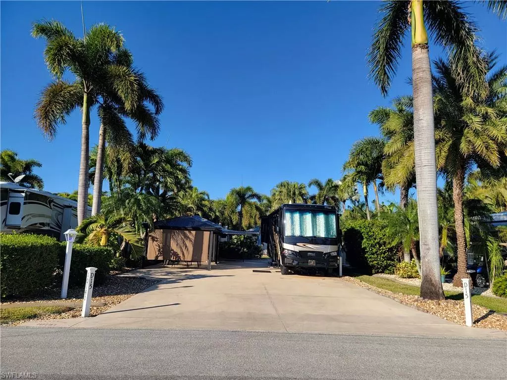 Fort Myers, FL 33905,10141 Shadowood CT