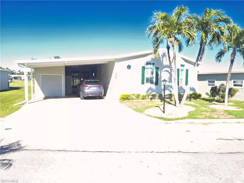 310 Crampton LN, North Fort Myers, FL 33903