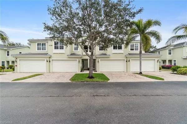 Naples, FL 34105,1330 Mariposa CIR #103