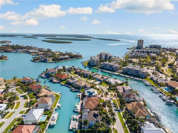 Marco Island, FL 34145,841 Partridge CT