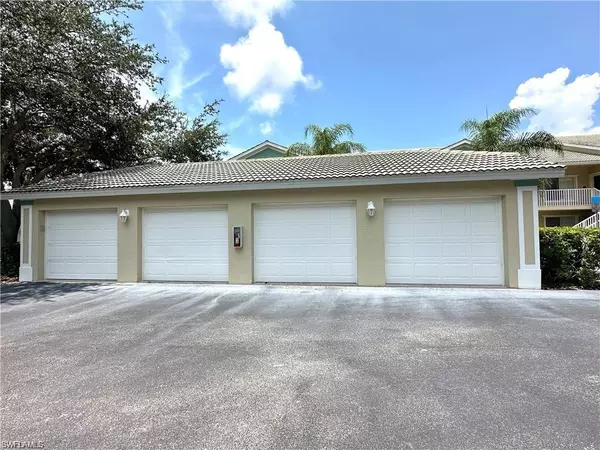 Bonita Springs, FL 34135,25730 Lake Amelia WAY #202