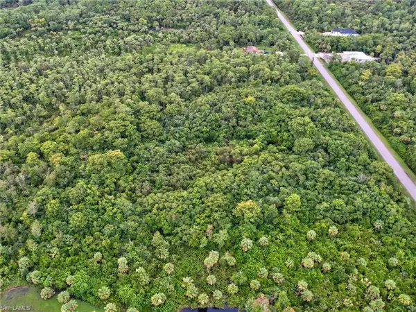 Naples, FL 34120,Shady Hollow BLVD E