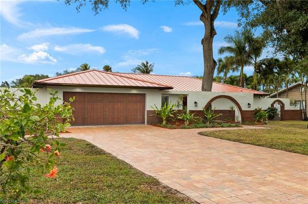 60 Lagoon DR, North Fort Myers, FL 33903