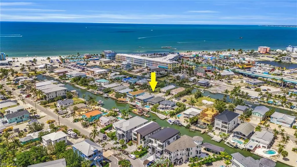 Fort Myers Beach, FL 33931,219 Primo DR