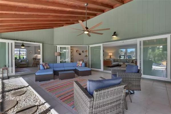 Naples, FL 34104,2328 Clipper WAY