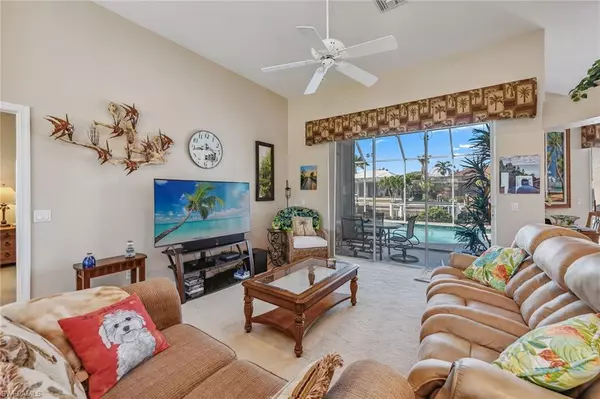 Marco Island, FL 34145,268 Bass CT