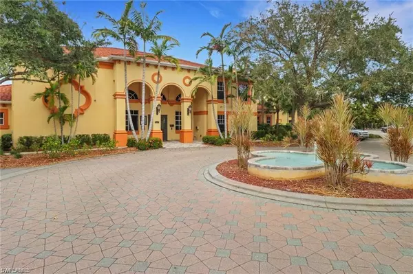 Naples, FL 34119,7940 Preserve CIR #923