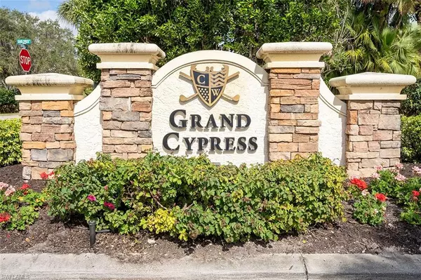 Naples, FL 34119,3365 Grand Cypress DR #102