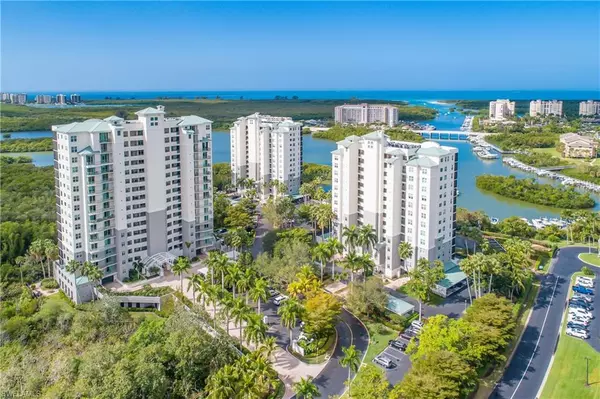 Naples, FL 34110,430 Cove Tower DR #803