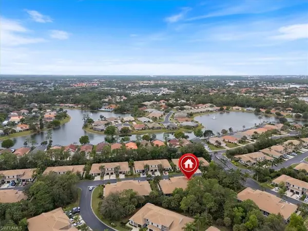 Naples, FL 34104,7590 Meadow Lakes DR #3201