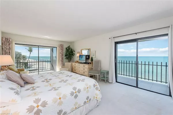 Naples, FL 34103,3399 Gulf Shore BLVD N #509