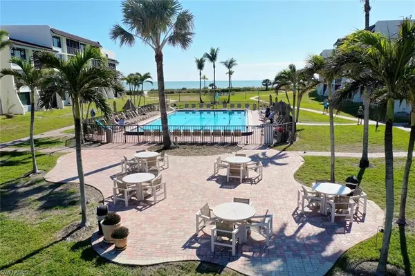 Sanibel, FL 33957,979 E Gulf DR #184