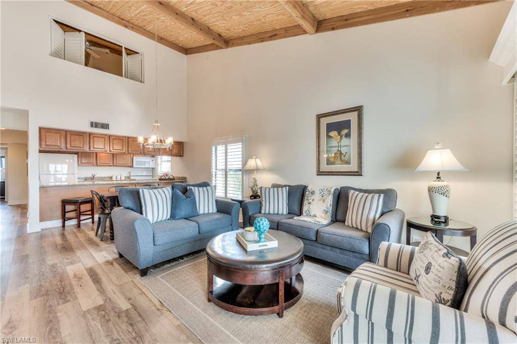 Captiva, FL 33924,2121 Gulf Beach Villas