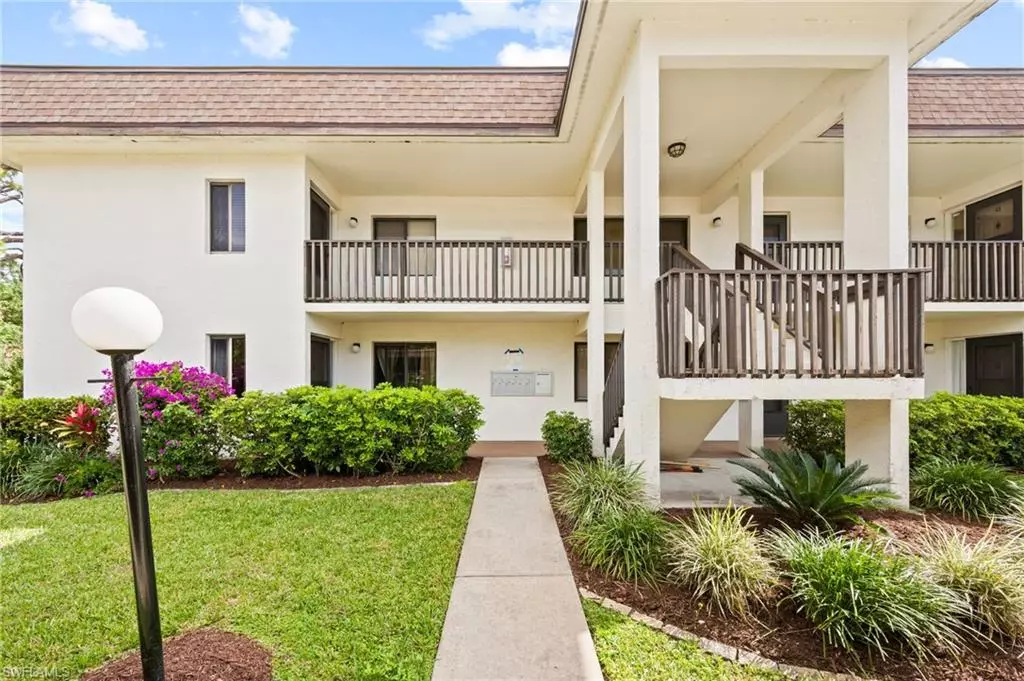 Fort Myers, FL 33919,13663 McGregor Village DR #19