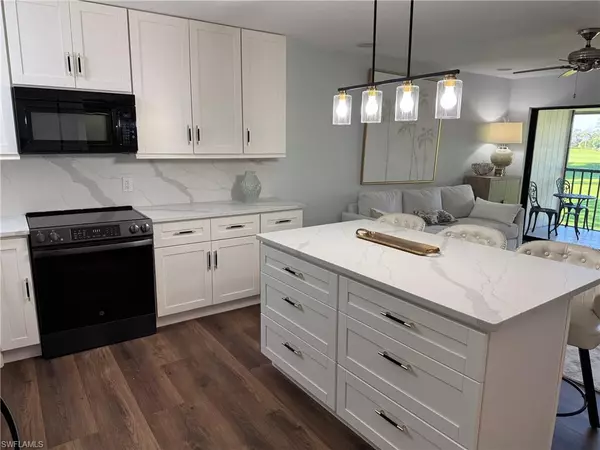 Naples, FL 34113,746 Eagle Creek DR #203