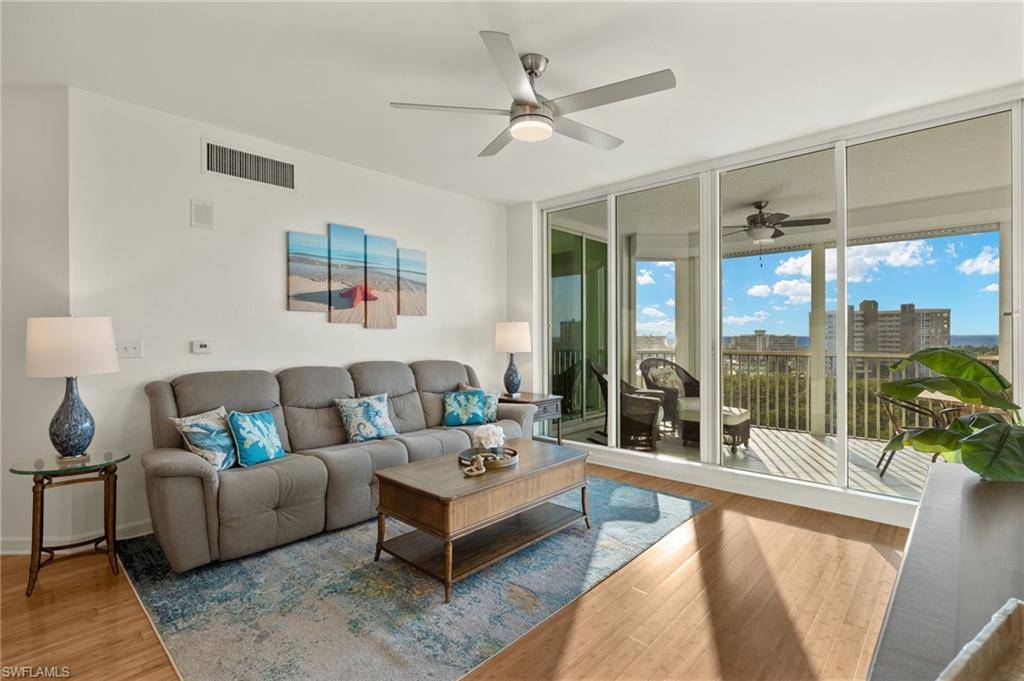 Naples, FL 34110,325 Dunes BLVD #703