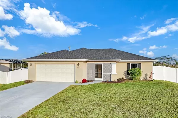 1305 NE 2nd PL, Cape Coral, FL 33909