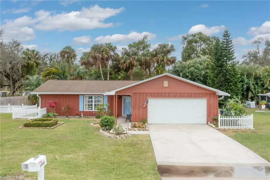 14943 Randolph DR, Fort Myers, FL 33905