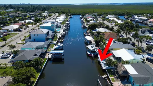 Matlacha Isles, FL 33991,12262 Boat Shell DR