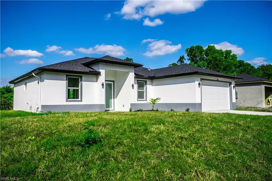 2700 20th ST W, Lehigh Acres, FL 33971