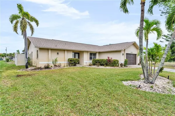 Cape Coral, FL 33990,1907 SE 10th ST