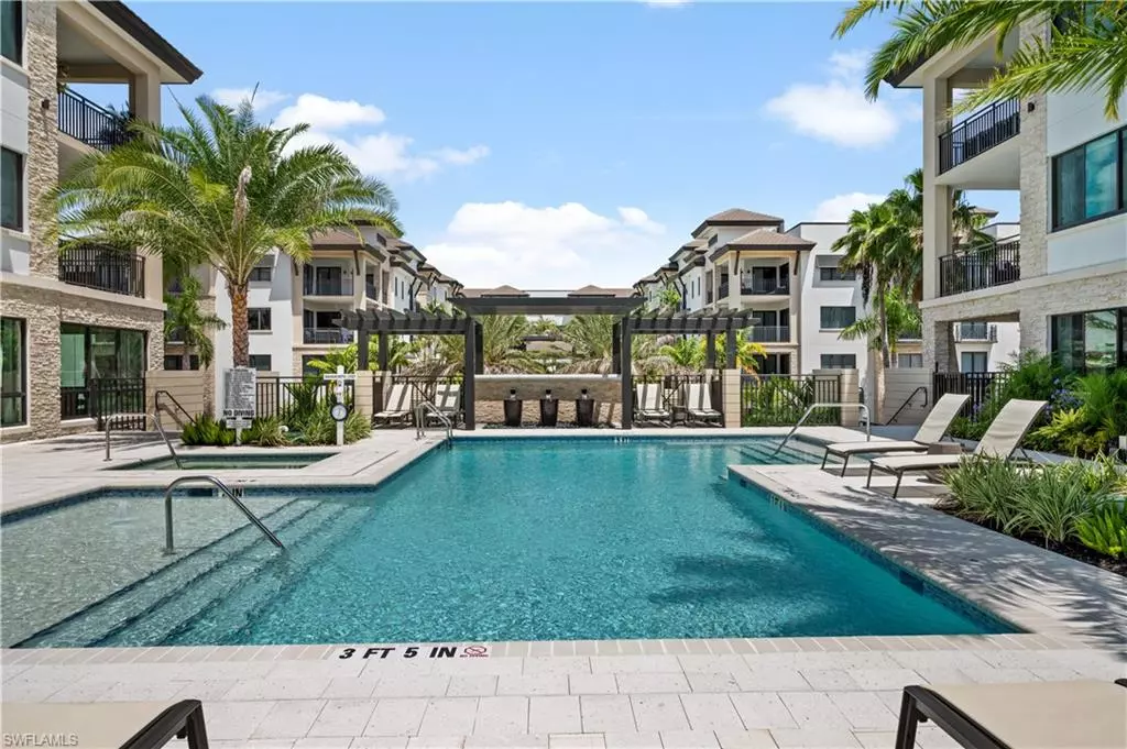 Naples, FL 34102,1130 3 AVE S #309