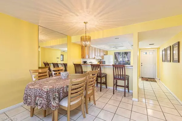 Naples, FL 34112,3832 Snowflake LN #1207