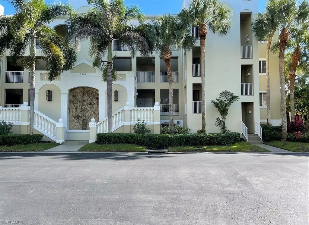 Naples, FL 34108,7709 Pebble Creek CIR #6-304