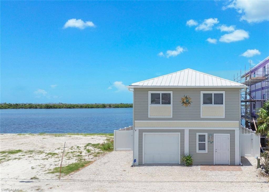 Matlacha, FL 33993,4706 Pine Island RD NW