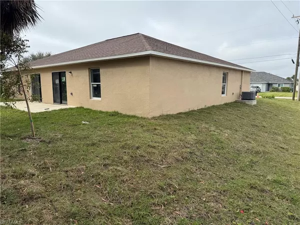 Cape Coral, FL 33909,529/531 NE 25th AVE