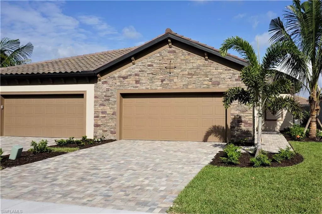 Naples, FL 34120,9153 Glenforest DR