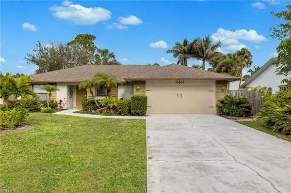 Naples, FL 34104,2451 River Reach DR